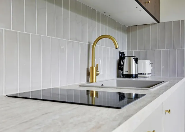 Voltaire - Republique Luxury